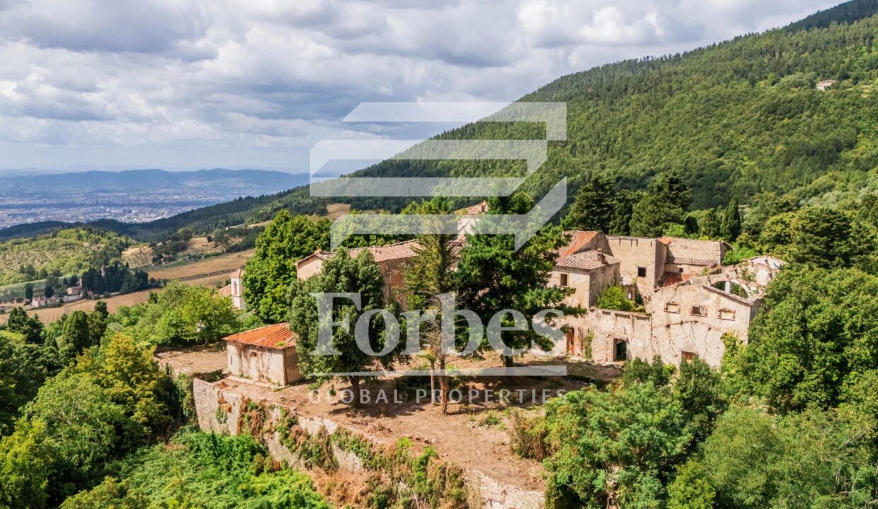 Casolari in vendita in Toscana: agevolazioni burocratiche per comprare da estero