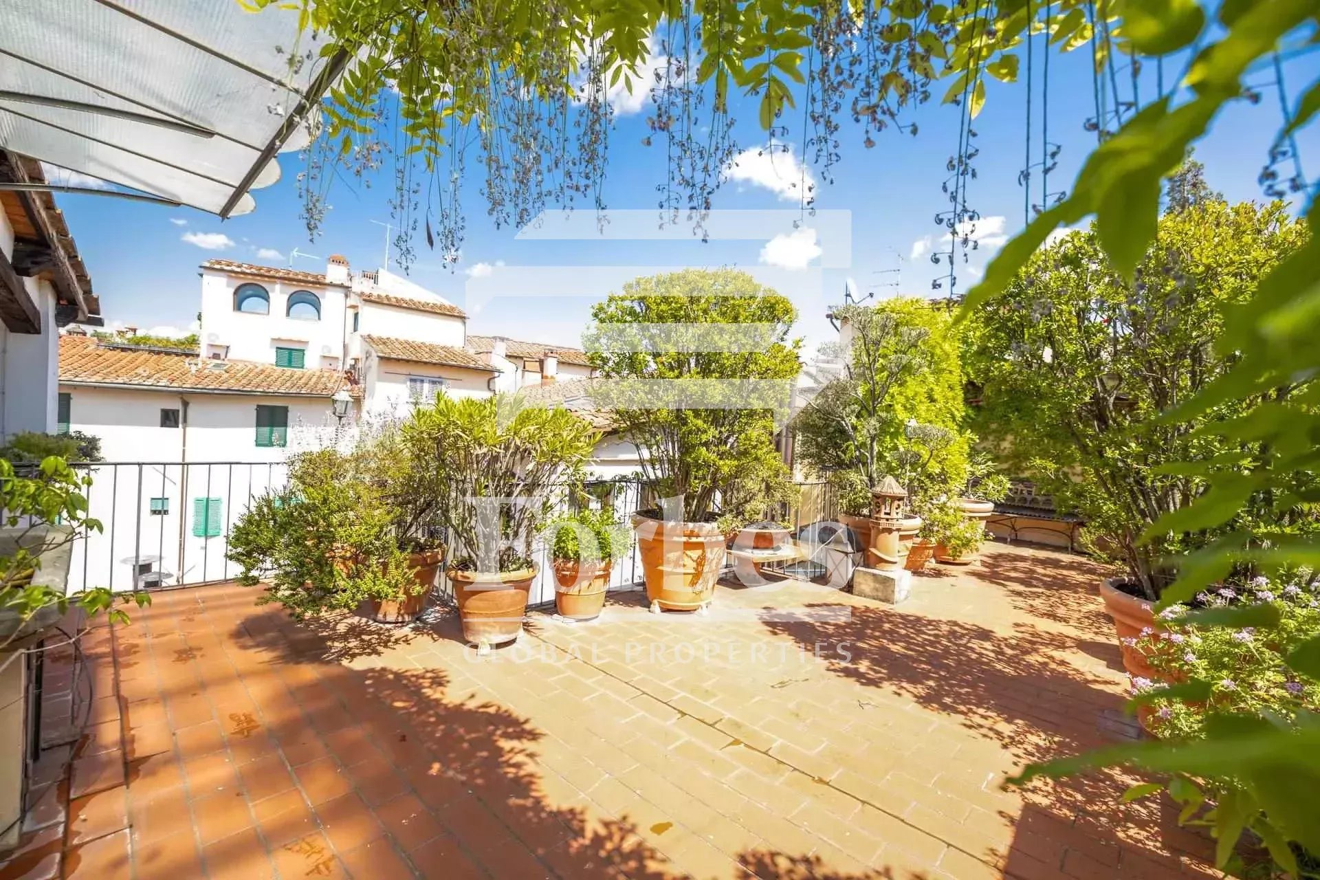 Firenze immobiliare: guida all’acquisto per acquirenti internazionali