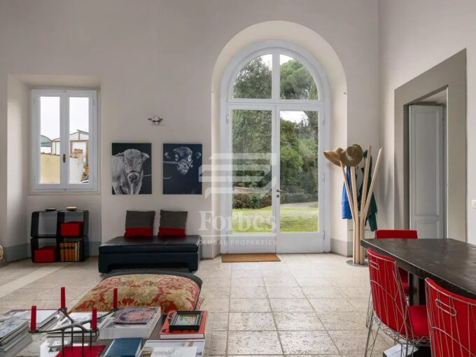 Prestigioso appartamento in villa in vendita a Firenze