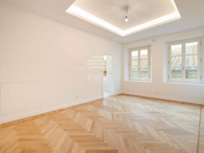 Esclusivo appartamento in vendita in palazzo Portinari a Firenze