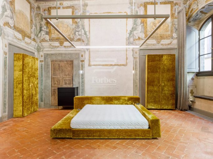 Prestigioso appartamento ristrutturato in vendita a due passi da ponte Vecchio