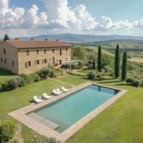 Splendida Colonica totalmente Ristrutturata vicino Firenze