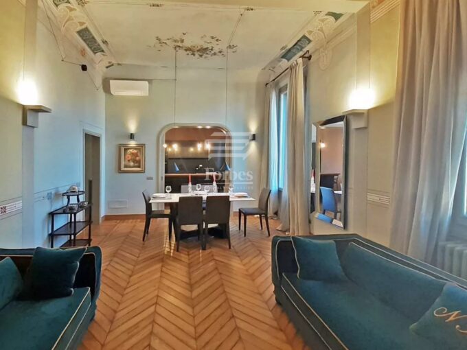 Elegante appartamento ristrutturato a Firenze, nei pressi di Porta Romana
