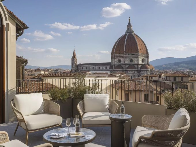 Prestigiosa proprietà in vendita con progetto esclusivo a Firenze