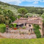 Villa panoramica di prestigio in vendita con vista su Firenze