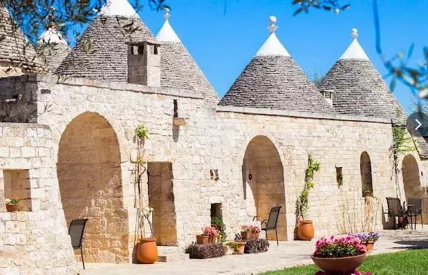Country Relais 5 Stelle con SPA e Ristorante in vendita in Valle D'Itria
