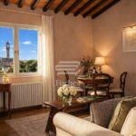 Elegante appartamento in affitto sul Lungarno a Firenze