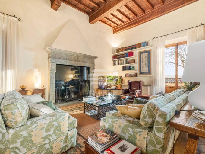 Elegante appartamento in villa storica sulle colline Toscane